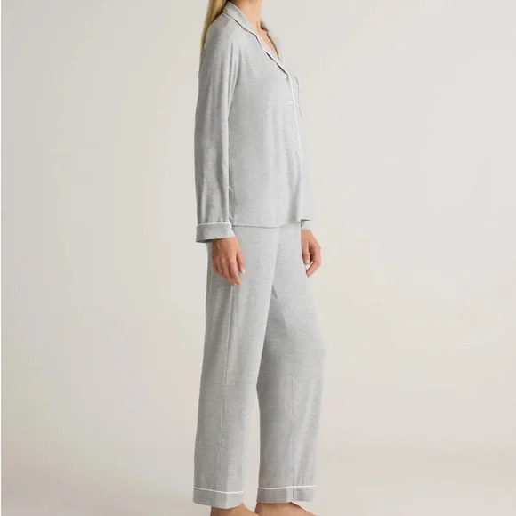 NWT Quince Longsleeve Pajama Set Size Large in Heather Gray and White Piping - Picture 3 of 6